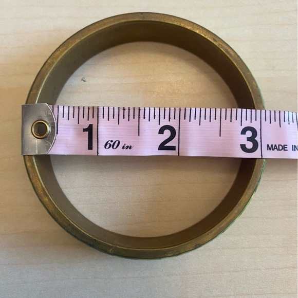 Green Bangle 1 - Picture 7 of 9